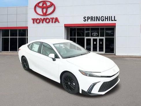 New 2026 Toyota Camry SE image 13