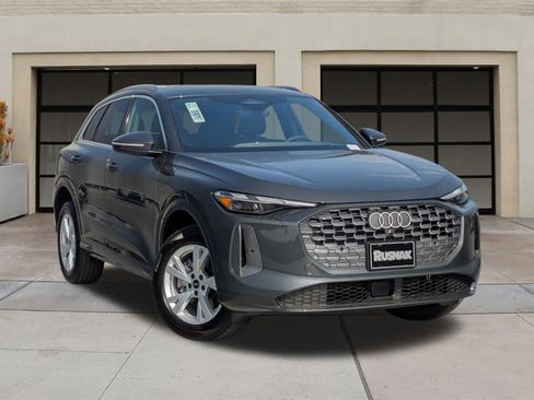 New 2025 Audi Q5 Premium image 19