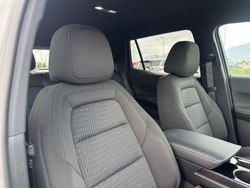 New 2026 Chevrolet Equinox LT AWD/4WD image 18