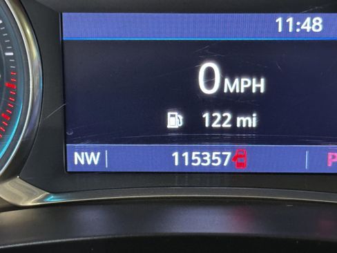 Used 2020 Chevrolet Traverse LT w/ Driver Confidence II Package image 18