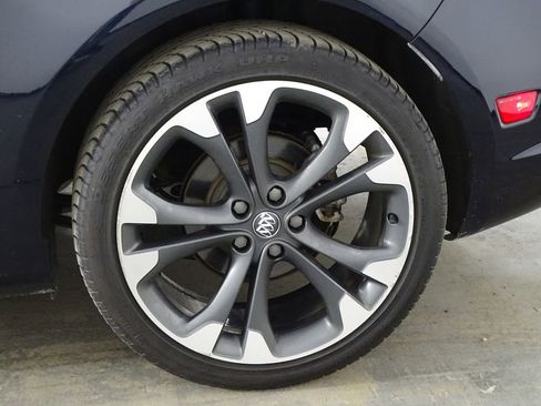 Used 2019 Buick Cascada Premium image 36