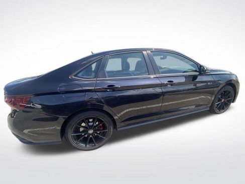 Used 2025 Volkswagen Jetta GLI Autobahn FWD image 7