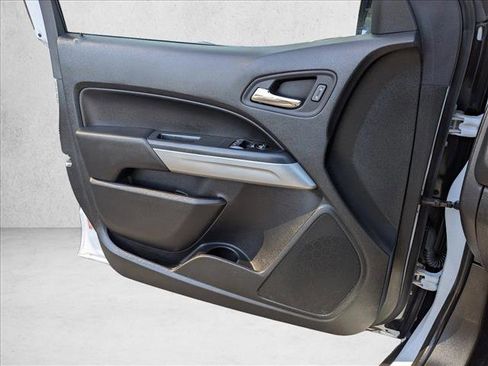 Used 2022 Chevrolet Colorado LT w/ Fleet Safety Package image 11