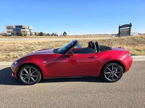 Used 2016 MAZDA MX-5 Miata Grand Touring image 13