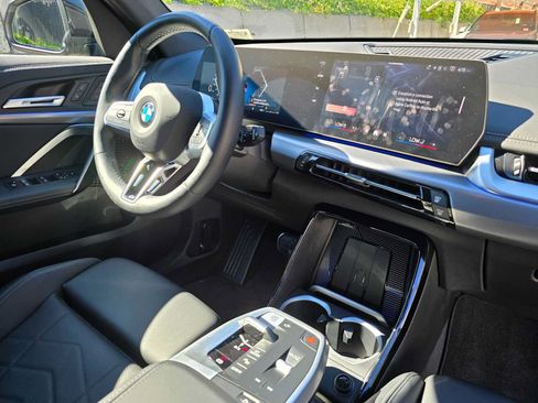Used 2025 BMW X1 xDrive28i w/ M Sport Package AWD/4WD image 10