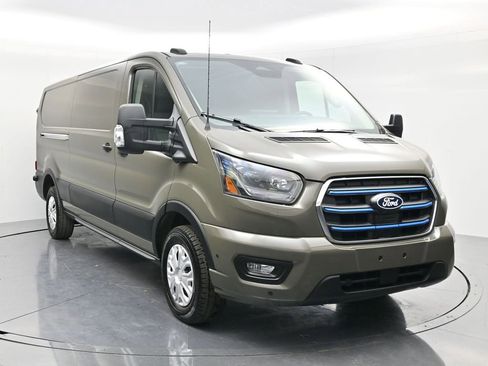 Used 2026 Ford E-Transit Low Roof RWD image 3