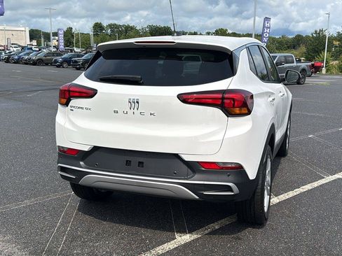 Used 2024 Buick Encore GX Preferred w/ Advanced Technology Package AWD/4WD image 6