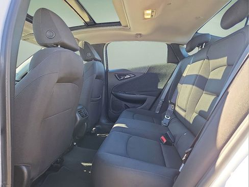 Used 2024 Chevrolet Malibu LT image 14