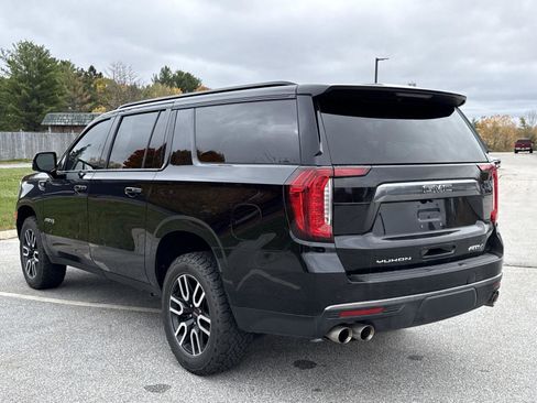 Used 2023 GMC Yukon XL AT4 w/ Technology Package AWD/4WD image 7