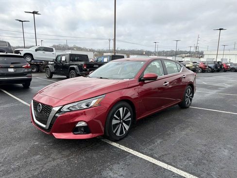 Used 2022 Nissan Altima 2.5 SL FWD image 7