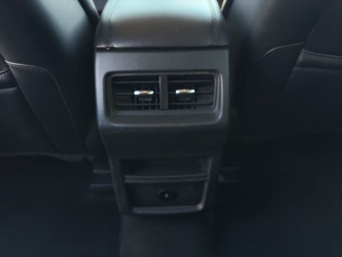 Used 2024 Ford Edge SEL AWD/4WD image 15