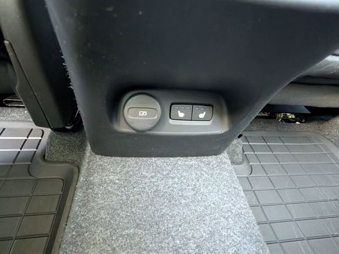 New 2026 Volvo XC40 B5 Plus w/ Protection Package Premier image 13