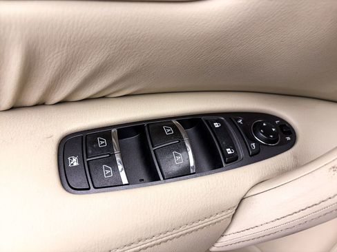 Used 2014 INFINITI QX80 2WD w/ Deluxe Touring Package image 15