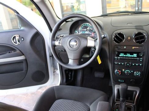 Used 2010 Chevrolet HHR LS image 11