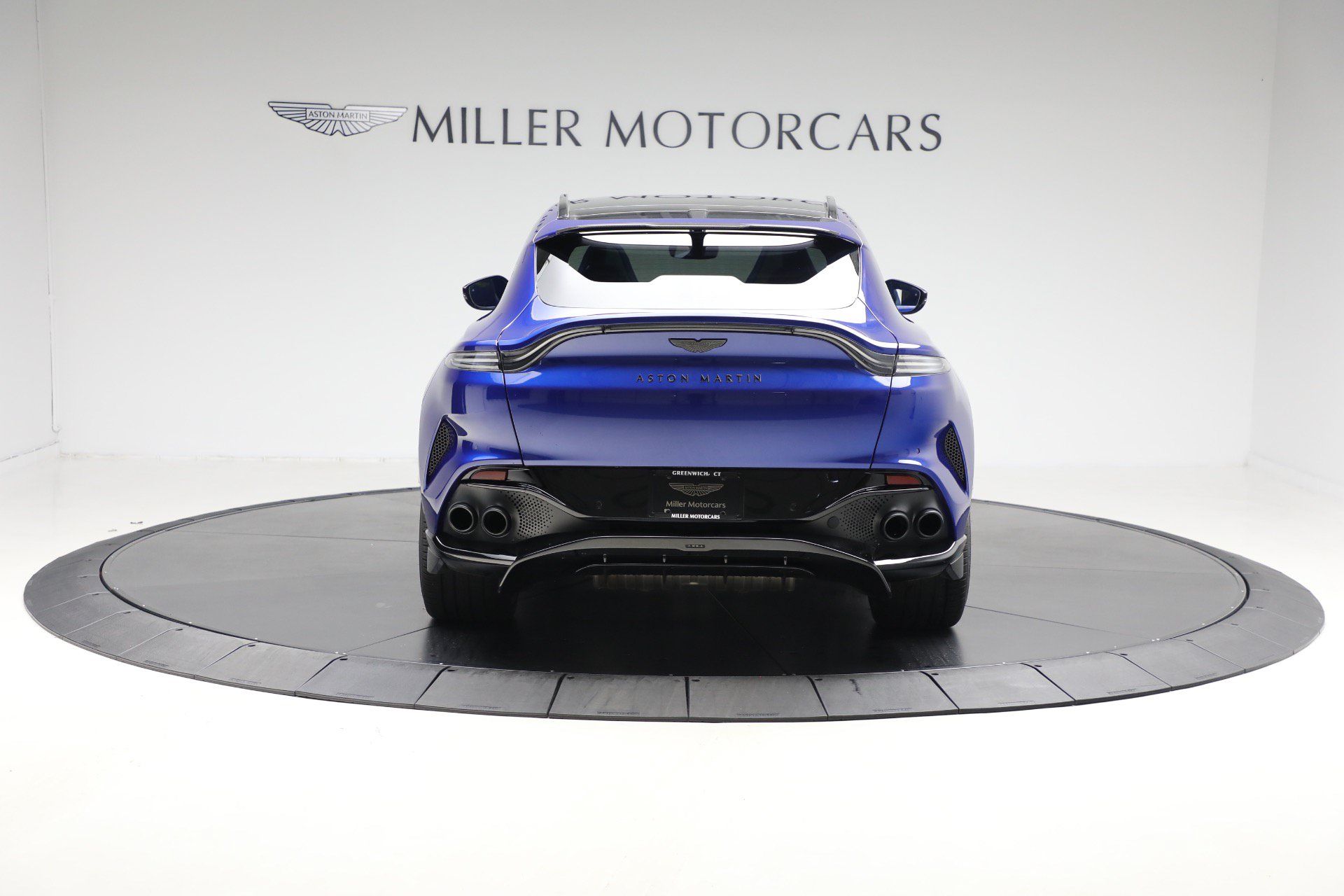 Used 2024 Aston Martin DBX 707 AWD/4WD image 6