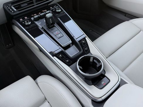 Certified 2024 Porsche 911 Turbo S image 22