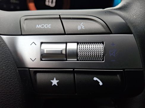Certified 2024 Hyundai Kona SEL AWD/4WD image 22