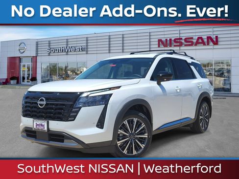 New 2026 Nissan Pathfinder Platinum w/ Cargo Package FWD image 1