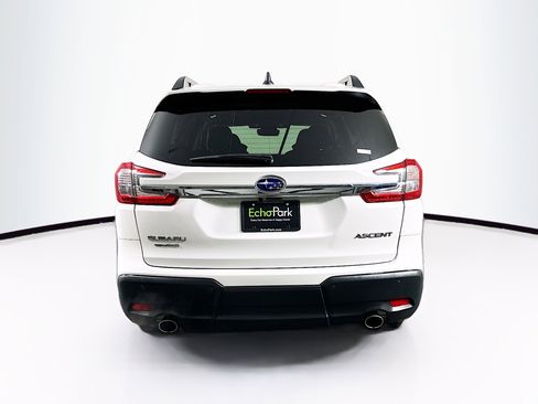 Used 2024 Subaru Ascent Premium w/ Convenience Package image 7