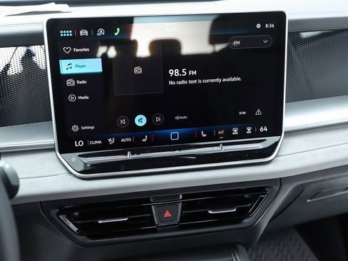 New 2026 Volkswagen Tiguan SE R-Line image 64