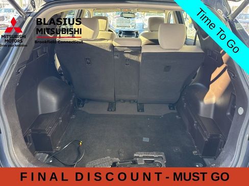 Used 2017 Hyundai Santa Fe Sport AWD/4WD image 22