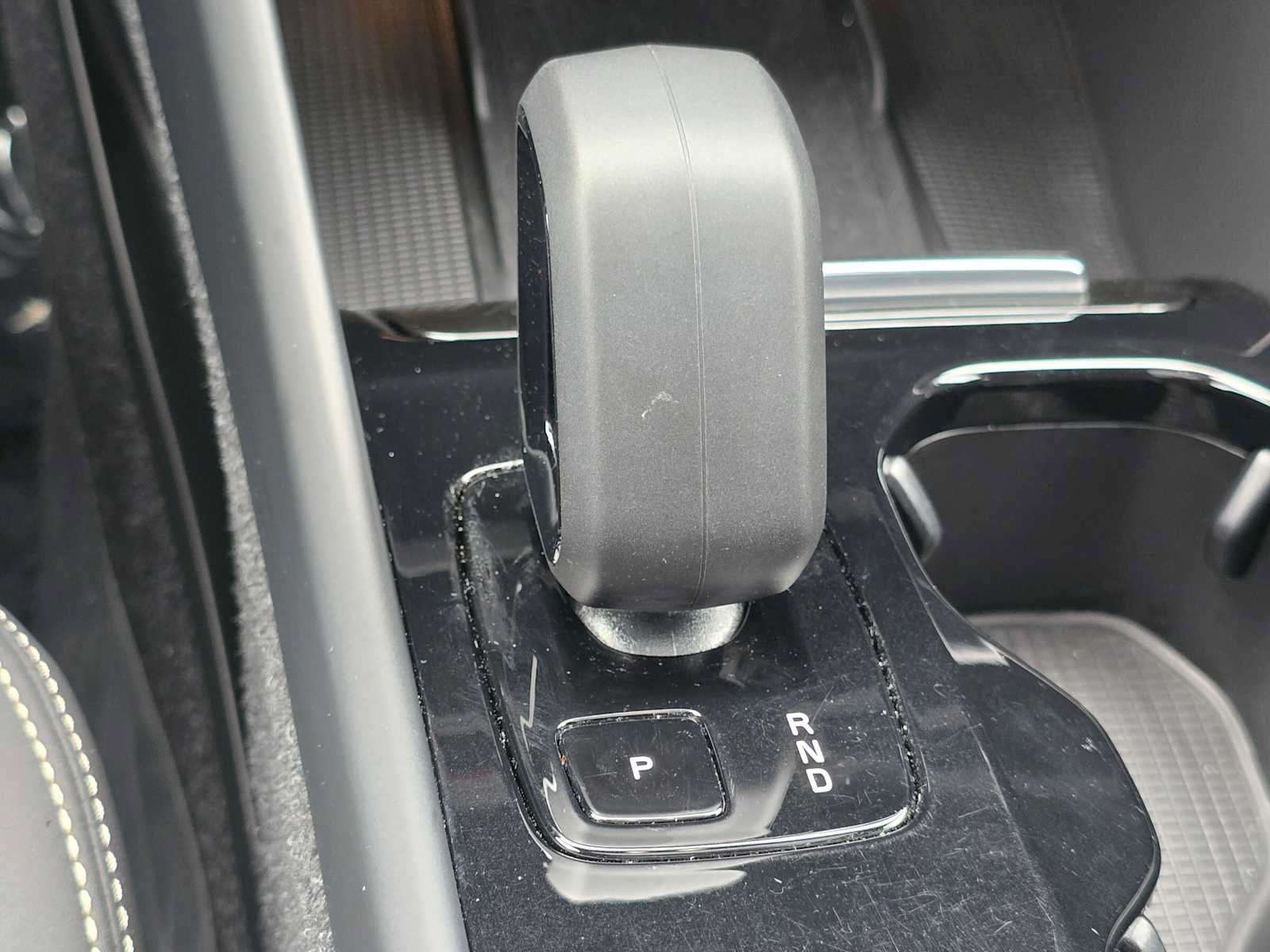 Certified 2023 Volvo XC40 Recharge Ultimate w/ Protection Package Premier AWD/4WD image 31
