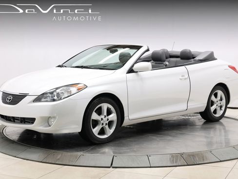 Used 2004 Toyota Solara SE image 1