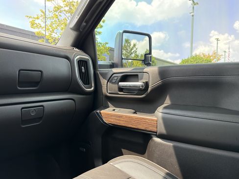 Used 2022 Chevrolet Silverado 3500 High Country w/ Z71 Off-Road Package AWD/4WD image 25