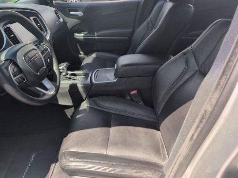 Used 2016 Dodge Charger R/T w/ Navigation & Travel Group RWD image 11