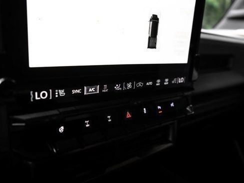Used 2024 GMC Hummer EV 3X w/ Battery Pack, 24 Module Pack AWD/4WD image 43