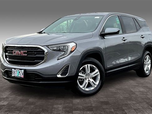 Used 2021 GMC Terrain SLE image 2