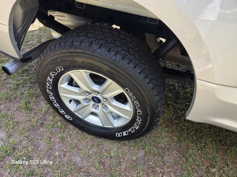 Used 2019 Ford F150 XLT w/ Equipment Group 301A Mid AWD/4WD image 10