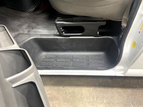 Used 2020 GMC Savana 3500 w/ Driver Convenience Package image 5