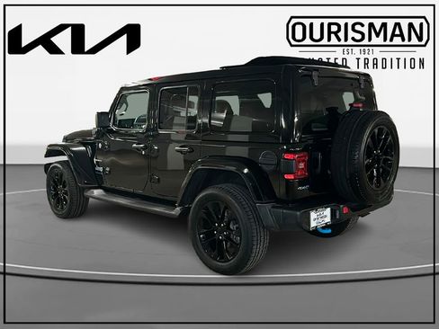 Used 2023 Jeep Wrangler Unlimited Sahara w/ Cold Weather Group image 3
