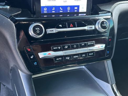 Used 2024 Ford Explorer ST w/ Equipment Group 401A image 30