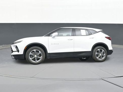 Used 2024 Chevrolet Blazer LT image 50