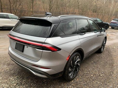 New 2026 Lincoln Nautilus Reserve AWD/4WD image 13