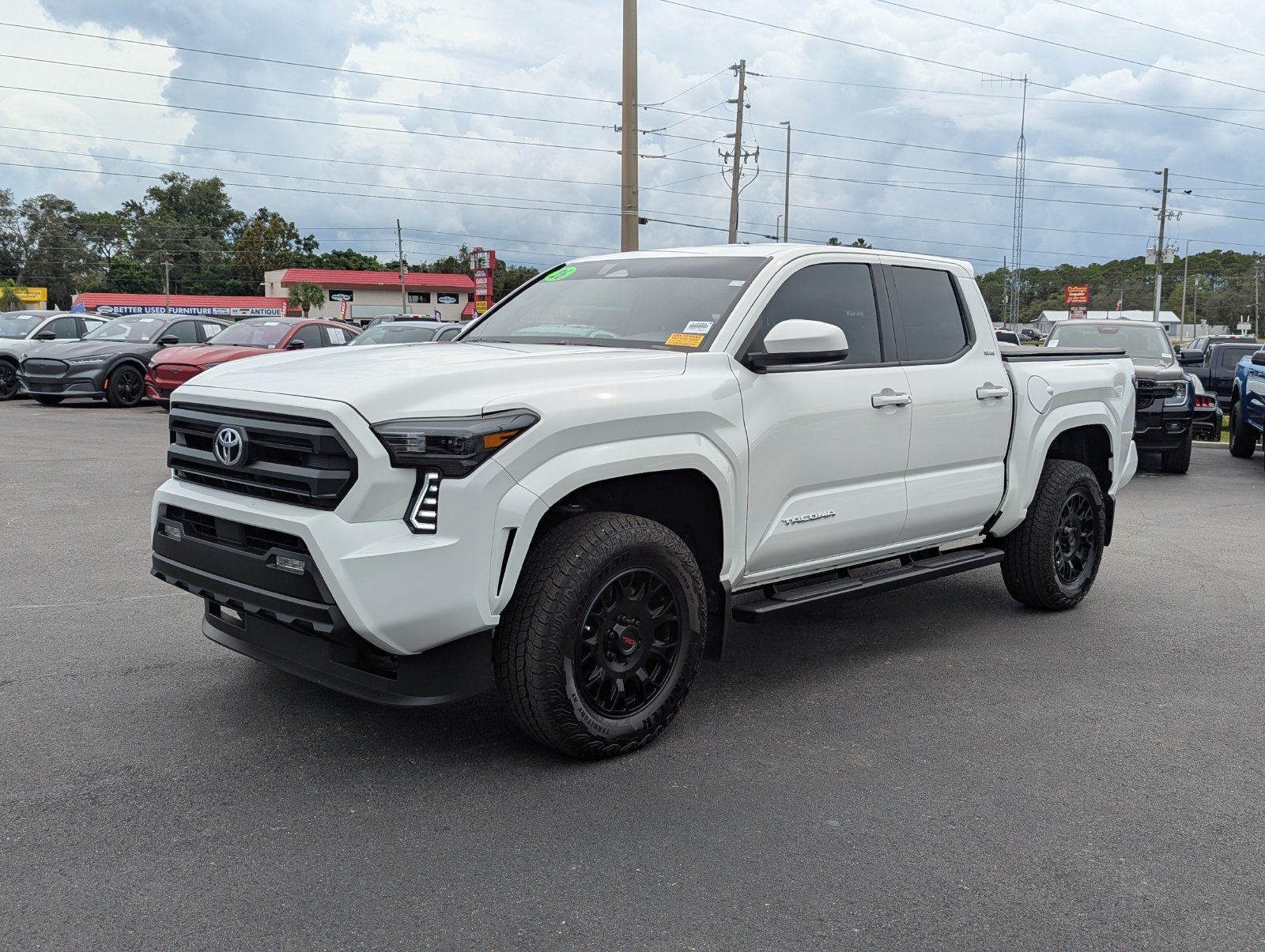 Used 2026 Toyota Tacoma SR5 RWD image 9