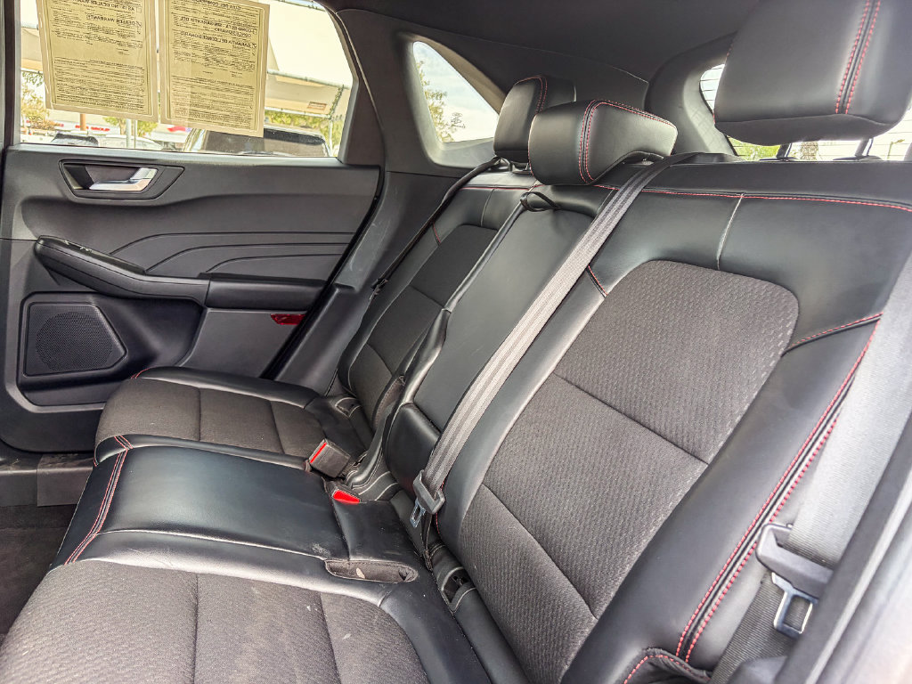 Used 2024 Ford Escape ST-Line AWD/4WD image 42
