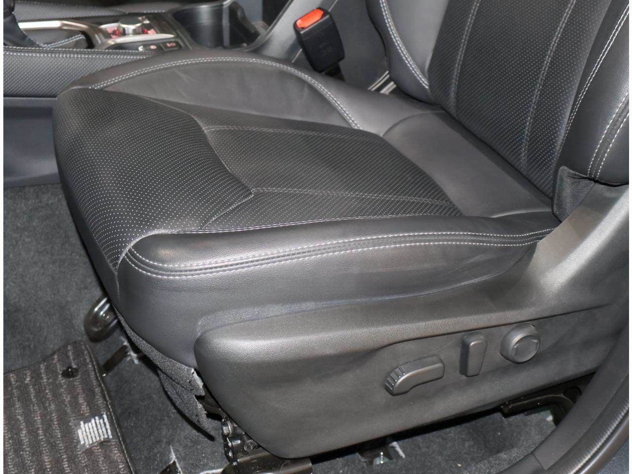 Used 2024 Subaru Forester Touring w/ POP Package 3 AWD/4WD image 14