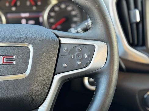Used 2023 GMC Terrain SLT image 26