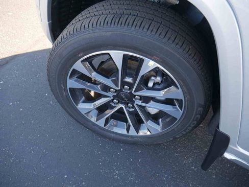 New 2025 Jeep Grand Cherokee Overland w/ Adv Protech Group III image 12