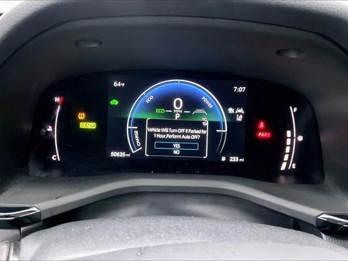 Used 2025 Toyota Camry LE FWD image 25
