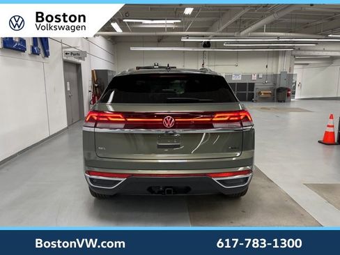 New 2026 Volkswagen Atlas Cross Sport SEL image 3