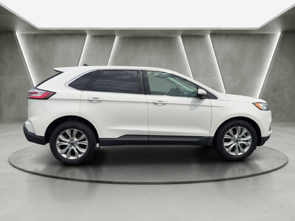 Used 2022 Ford Edge Titanium AWD/4WD image 6