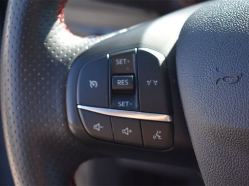 Used 2024 Ford Escape ST-Line image 28