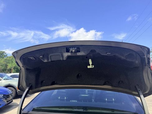 Used 2017 Lincoln MKZ Reserve FWD image 23