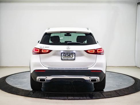 Certified 2023 Mercedes-Benz GLA 250 image 3