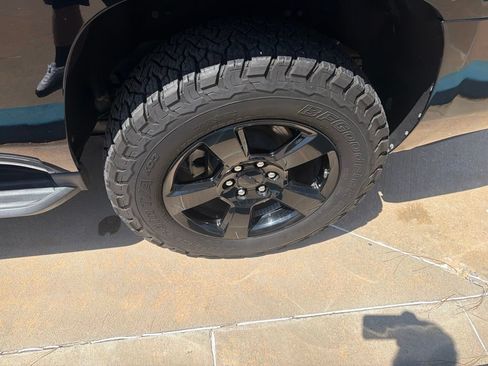 Used 2020 Chevrolet Tahoe LT w/ Texas Edition Package RWD image 12