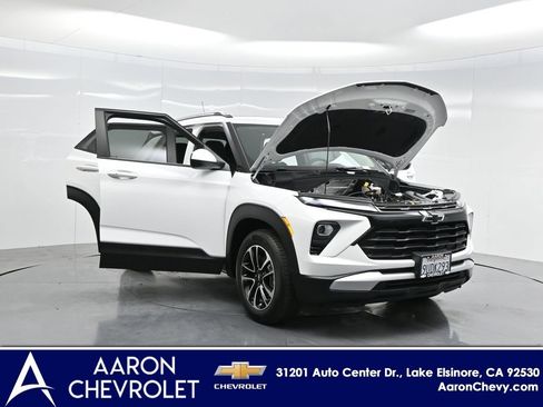 New 2025 Chevrolet TrailBlazer LT w/ Convenience Package AWD/4WD image 47